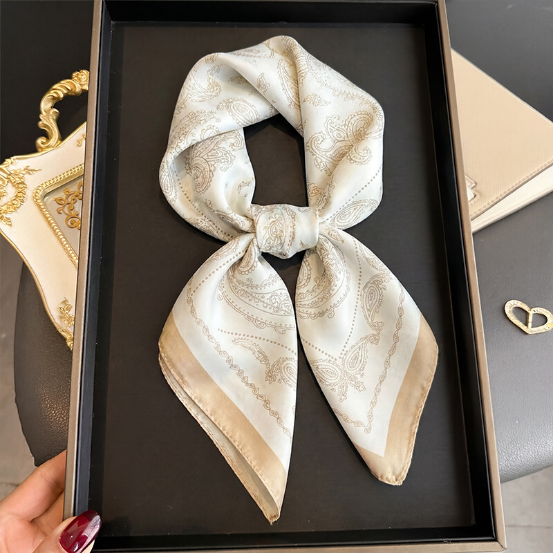 Face Scarf Mask - Винтажный бежевый квадратный платок с узором